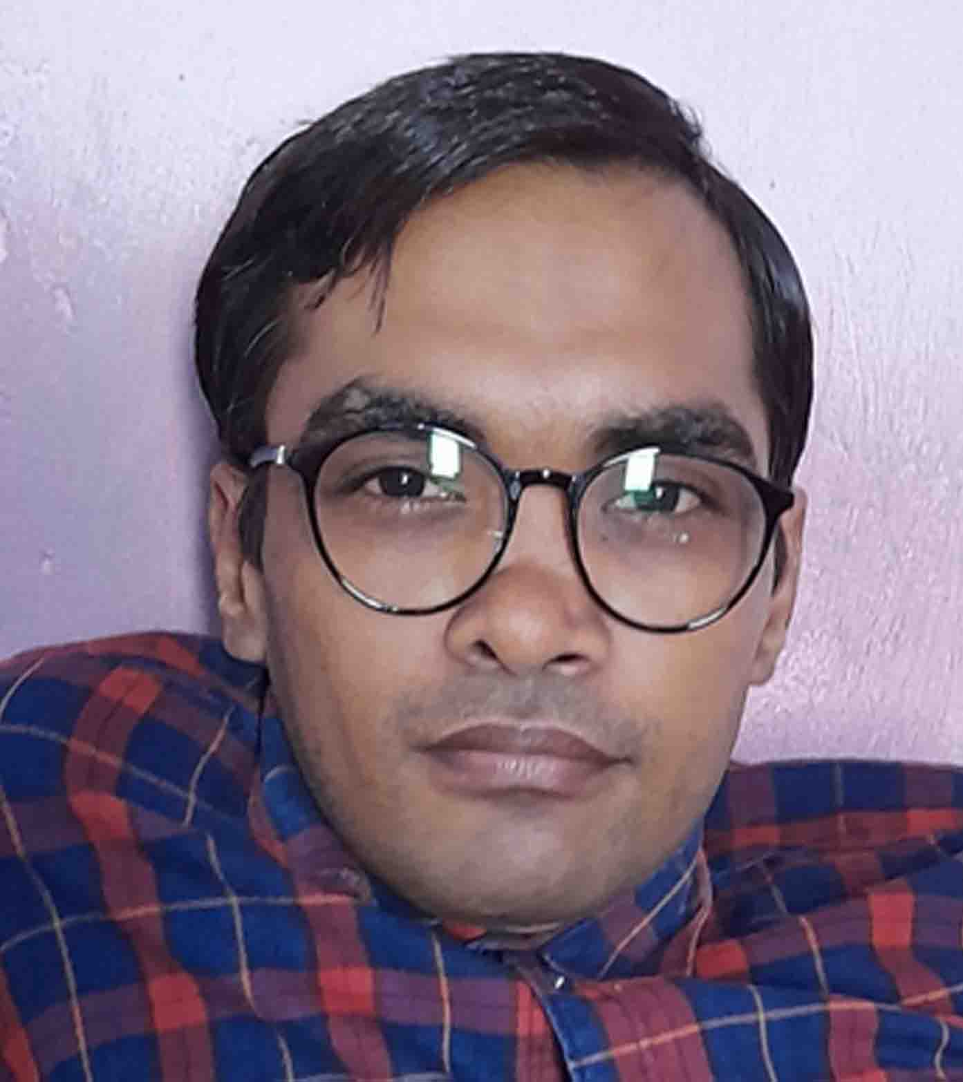 डॉ पीयूष कुमार द्विवेदी पूतूु 