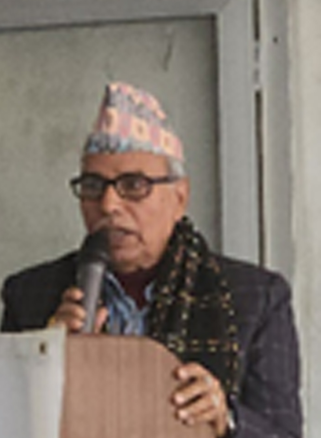 दिव्य गिरी